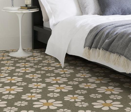 Quirky Bloom Oliva Carpet 7174 in Bedroom